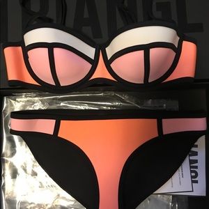 Triangl poppy peach soda S